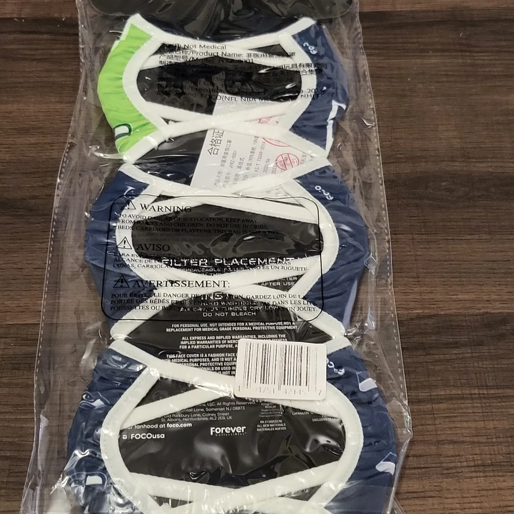 Seattle Seahawks 3 pack face mask face covering. Adult OSFA Fanatics New
